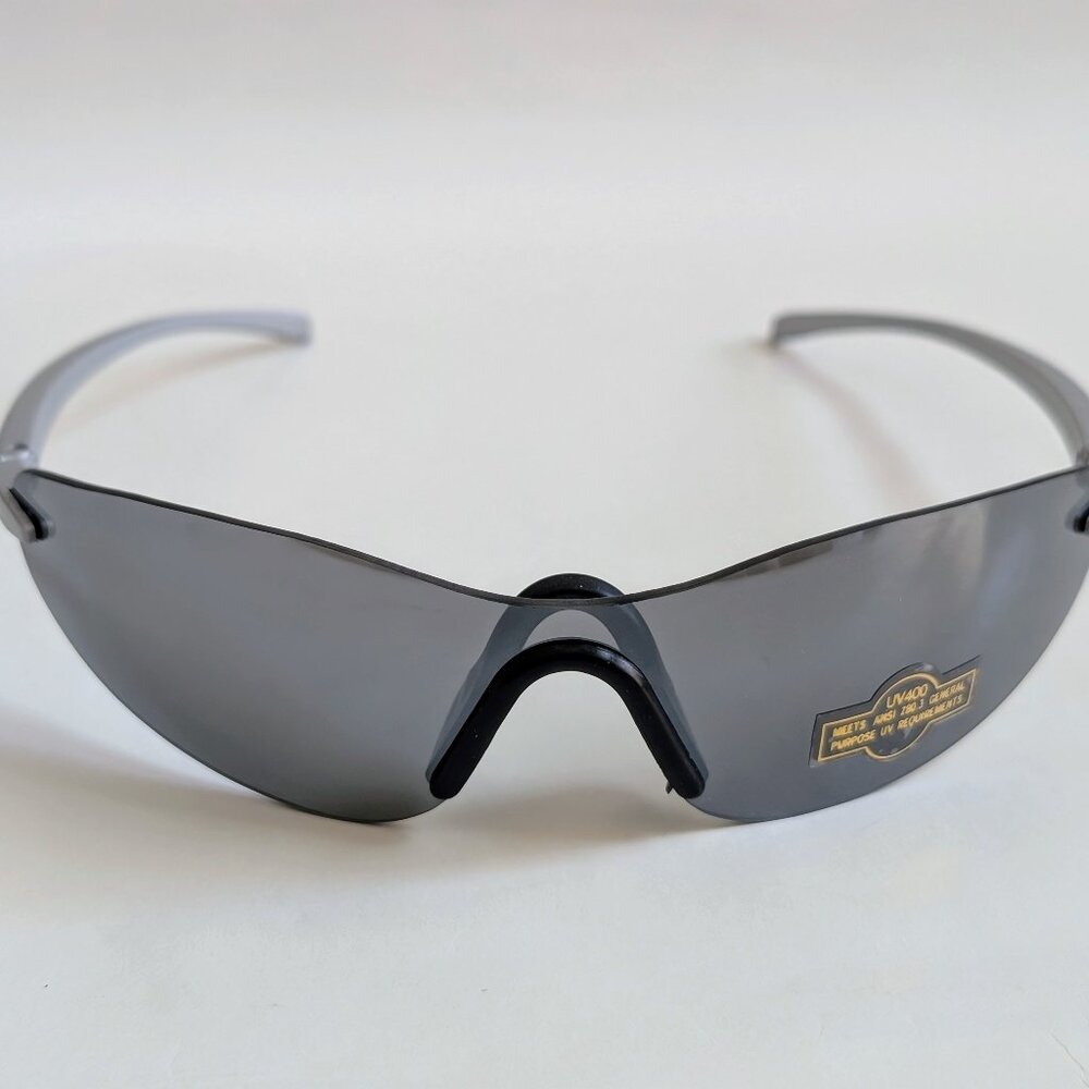 NWT Vintage 90's PC One Piece Sport Sunglasses (M. Silver)